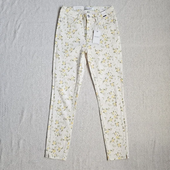 Judy Blue Skinny Jeans Wildflower Size 3 Size 5 Size 7 Size 9 Size 11 Size 13 - Picture 7 of 15